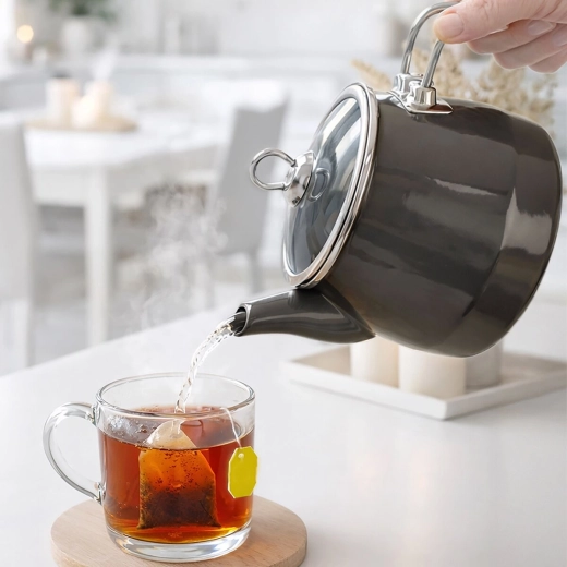Praktický objem 2 litre a pohodlné nalievanie