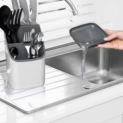 Odnímateľná odkvapkávacia miska