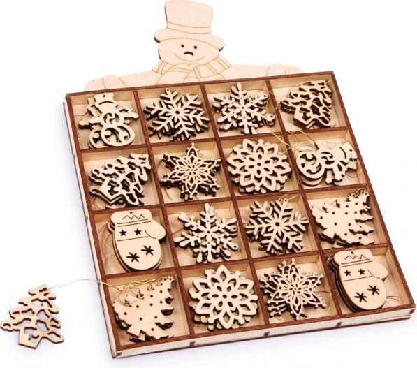 Drevené vianočné ozdoby v boxe