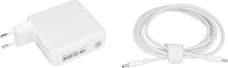 Praktická sada: adaptér + USB‑C kábel