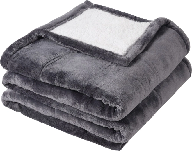 Hebký materiál a jednoduchá údržba