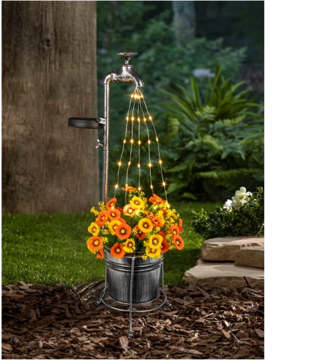 Solárna záhradná lampa s kohútikom a kvetináčom, 30 LED teplá biela, 60 cm