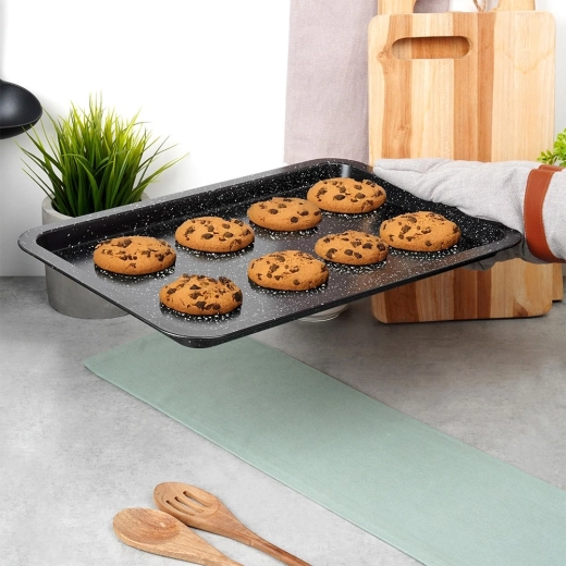 Vyššie okraje pre bezpečnú manipuláciu bez neporiadku