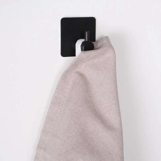 Minimalistický dizajn a matná čierna