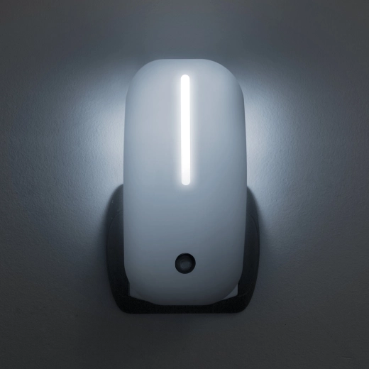 LED orientačné nočné svetlo so svetelným senzorom, biele