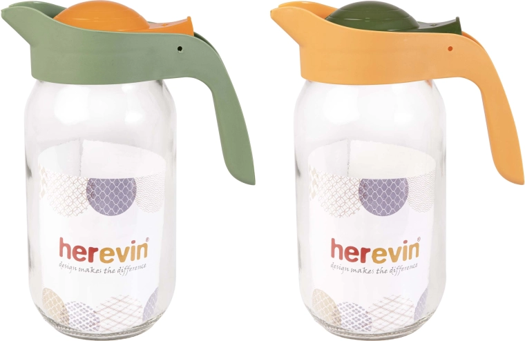 Džbán 1 l zo skla s plastovým viečkom