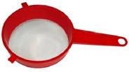 Plastové kuchynské sitko s guľovitou miskou 10,5 cm