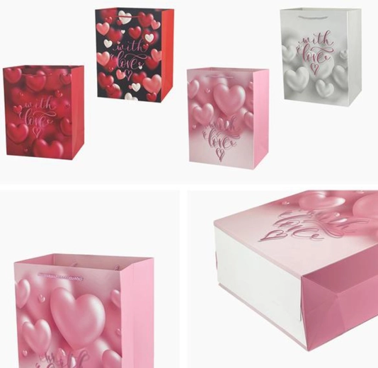 Darčeková taška 23 × 18 × 10 cm – mix motívov