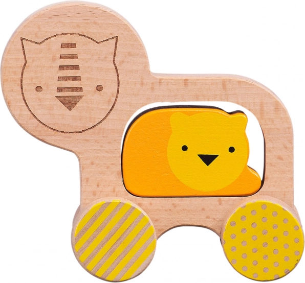 Drevený lev na kolieskach od Petit Collage