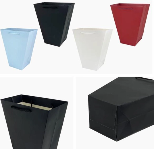 Darčeková taška 20 × 18 × 10 cm – mix motívov