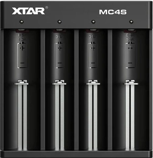 Nabíjačka akumulátorov Li-ion a Ni-MH XTAR MC4S - 1 kus