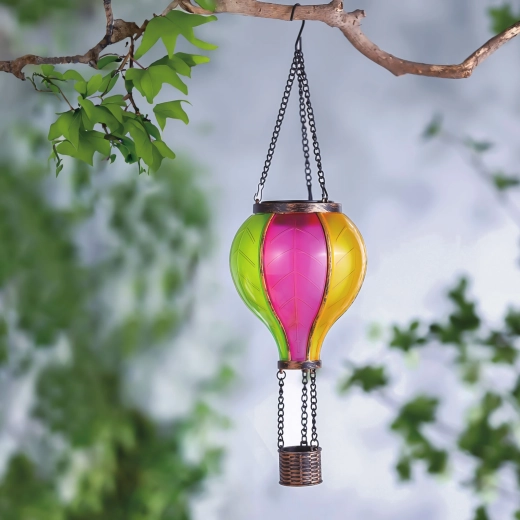 Závesná solárna lampa v tvare teplovzdušného balóna s efektom plameňa