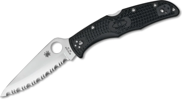 Spyderco Endura 4 Lightweight zubatý vreckový nôž 9,5 cm, čierny, FRN