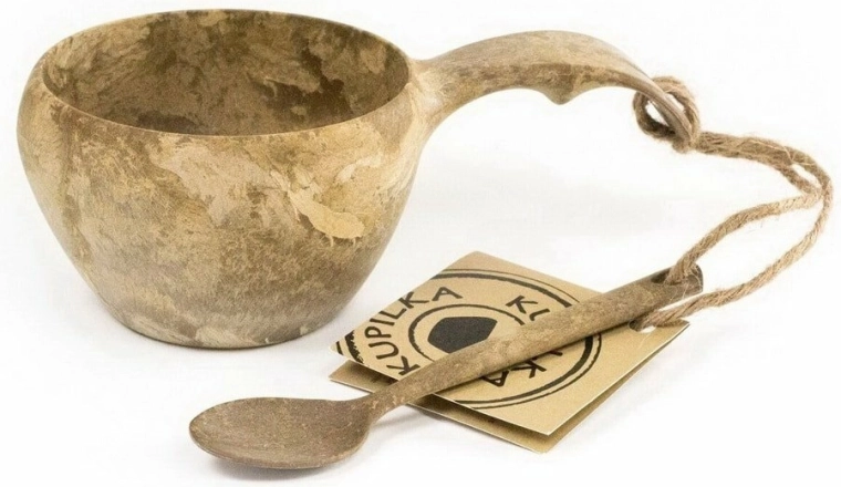 Kupilka 21 klasický hrnček Brown s lyžičkou