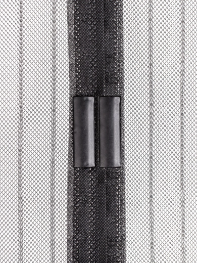 Magnetická dverová sieť proti hmyzu 100 × 210 cm, čierna
