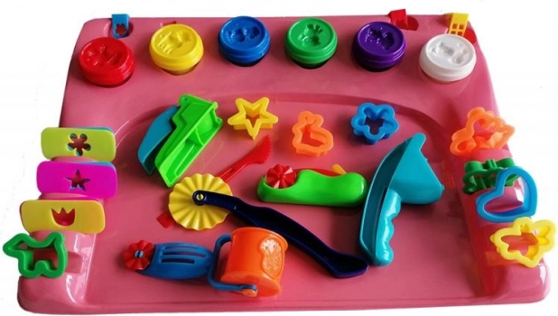 Modelo veľká kuchynská sada s podložkou na modelovanie