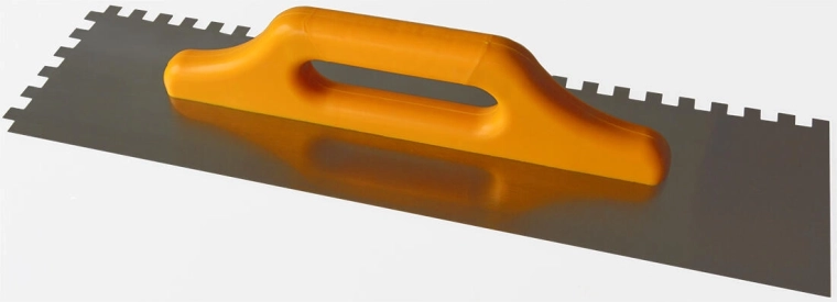Hladidlo z nehrdzavejúcej ocele so zubami 10 × 10 mm, 500 × 130 mm