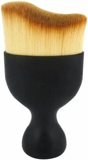 Kefa na čistenie interiéru automobilu