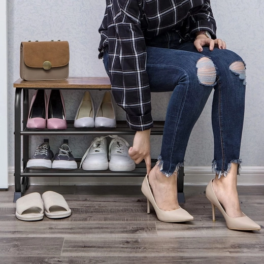 Pohodlné obúvanie vďaka sedadlu