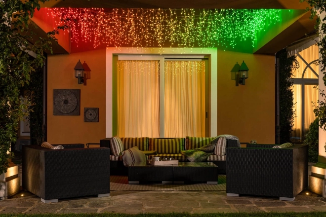 Inteligentné svetelné reťaze Twinkly Icicle 190 RGBW LED
