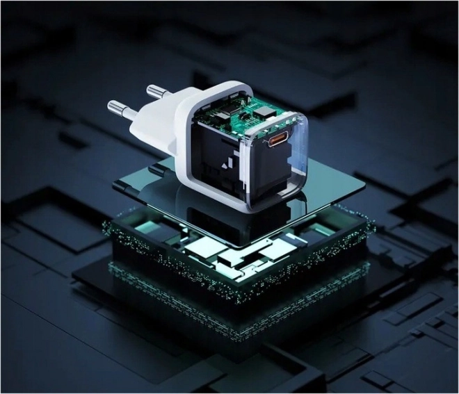Biela USB-C GaN Nabíjačka Omnia 30W