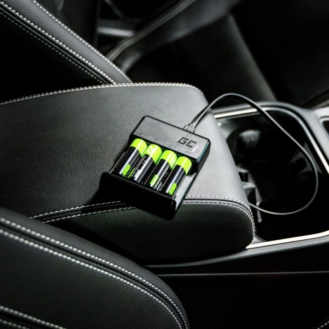 Nabíjačka VitalCharger + 4x AAA akumulátory 800mAh