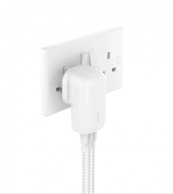Nabíjačka Belkin BOOSTCHARGE 67W USB-Cx3 biela