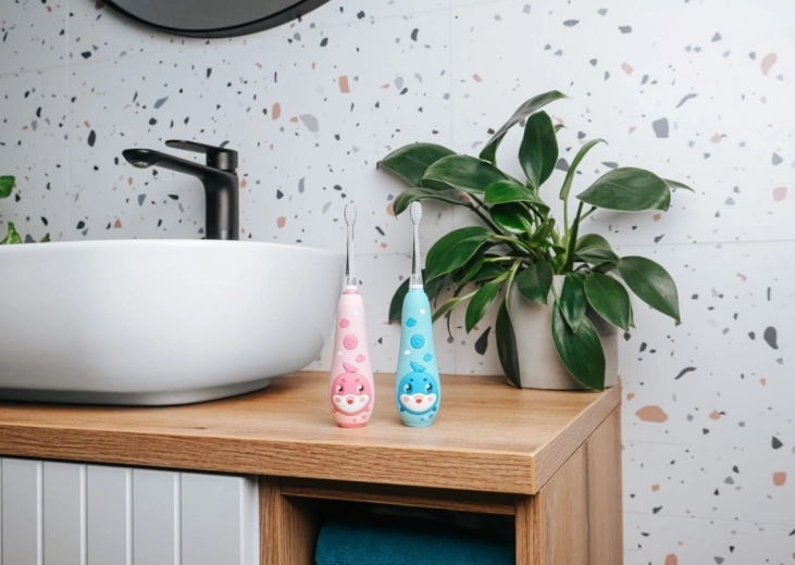 Vodoodolnosť IPX7 a zábavné LED podsvietenie