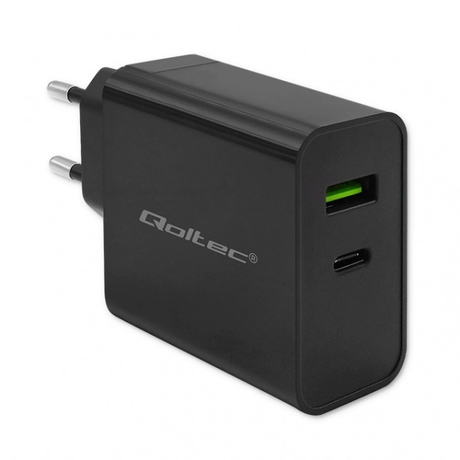 Rýchla nabíjačka USB typu C čierna