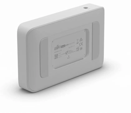 Ubiquiti spravovateľný switch 8-portový 1 GbE PoE
