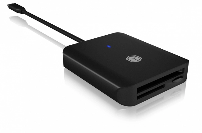 Čítačka kariet s portmi USB 3.2 Typ-C