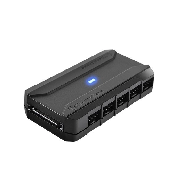 koncentrátor Thermaltake Commander FP pro ventilátory PWM s 10 portami
