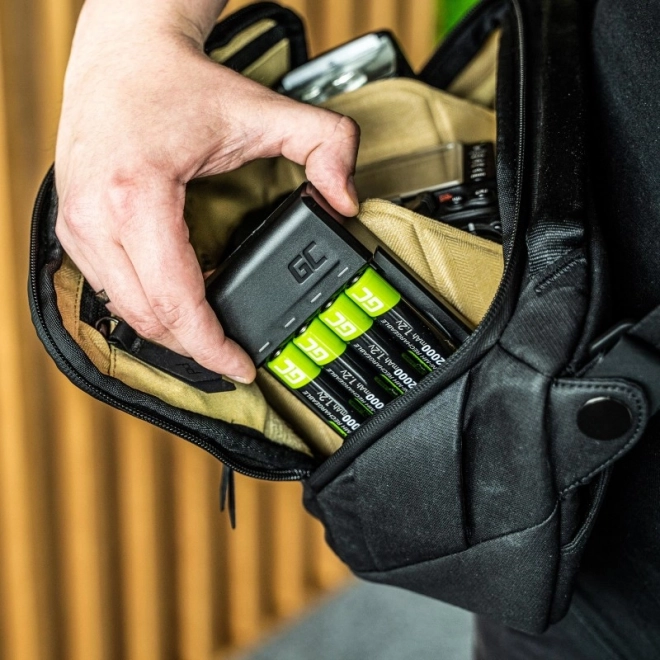 Nabíjačka VitalCharger + 4x AAA akumulátory 800mAh