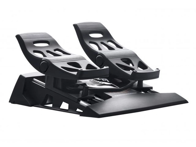 Letové pedále Thrustmaster s technológiou S.M.A.R.T