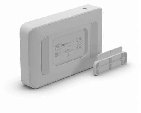 Ubiquiti spravovateľný switch 8-portový 1 GbE PoE