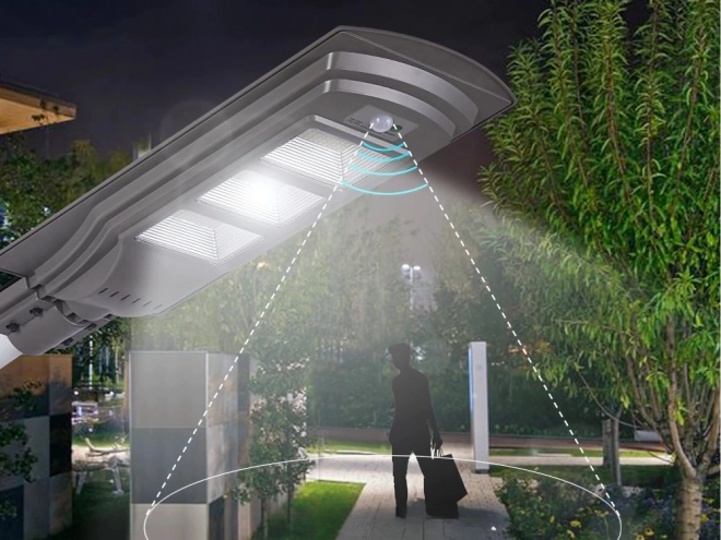 Solárna LED pouličná lampa s diaľkovým ovládaním