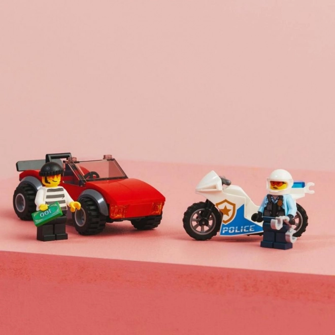 Lego City Policajná motorka - prenasledovanie auta