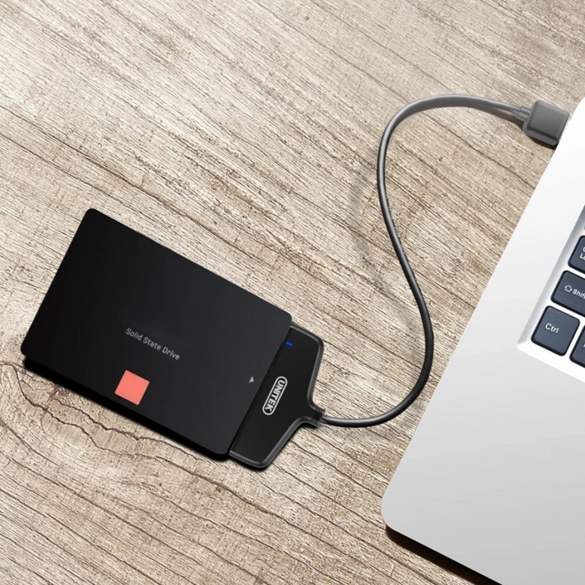 Univerzálny USB adaptér 3.0 pre SATA III HDD/SSD 2.5