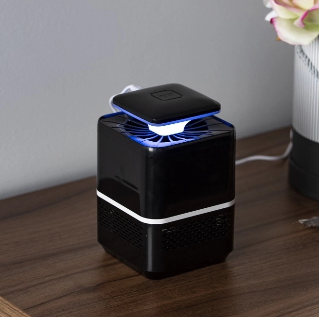 UV lampa na komáre a muchy USB