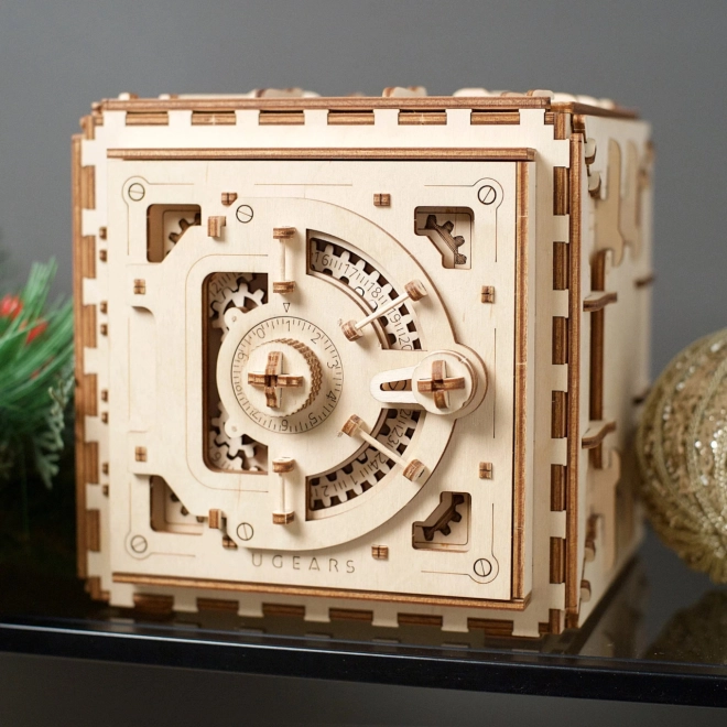 Ugears mechanická 3D drevená skladačka Trezor