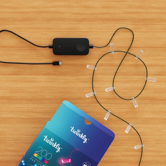 Inteligentné dekoratívne svetlá Twinkly Candies 100 LED USB-C RGB, sviečky, zelený kábel, 6m