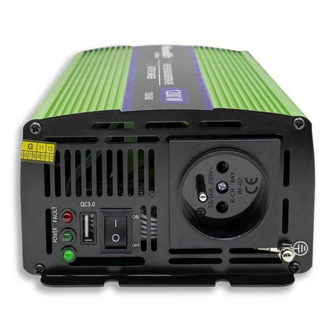 Prenosná nabíjačka a UPS Qoltec 600W 1200W 12V na 230V s čistou sínusovkou