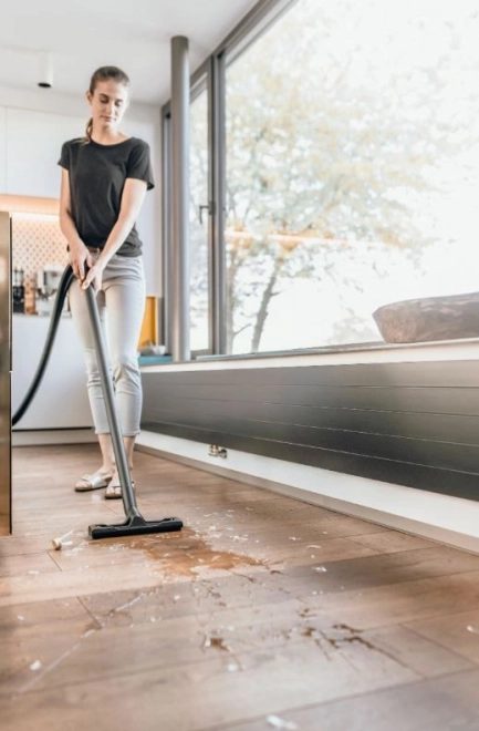 Multifunkčný vysávač na mokré a suché čistenie Karcher WD 2 Plus