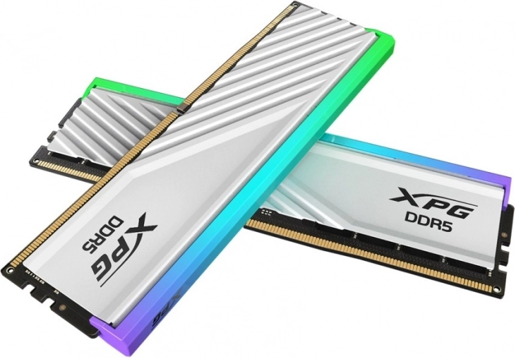 Stabilita DDR5 vďaka PMIC a on-die ECC