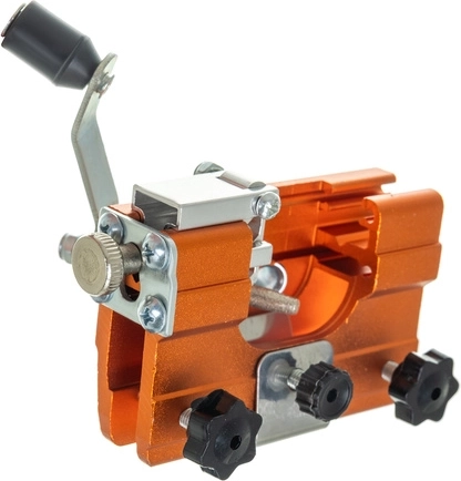 Odolná konštrukcia na prácu v teréne