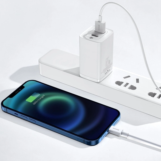 Kábel USB na iPhone 2.4A 2m Bílý