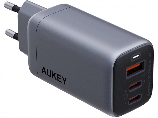 Nástenná nabíjačka Aukey s podporou rýchleho nabíjania