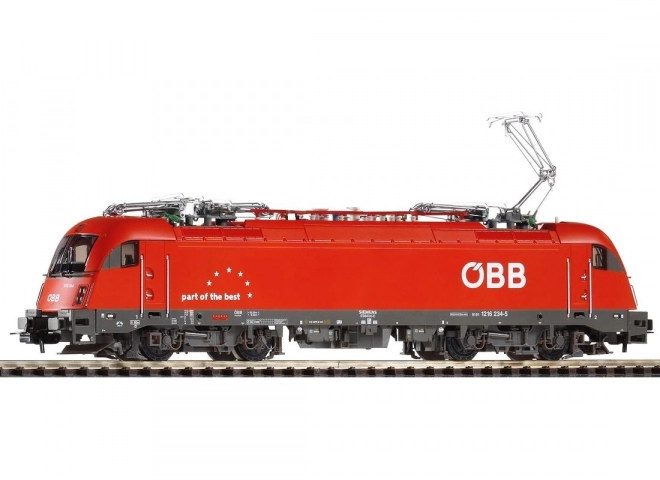 Elektrická lokomotíva Rh 1216 Taurus s 4 pantografmi ÖBB