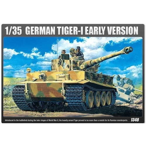 Model tanku Tiger I Early s interiérom