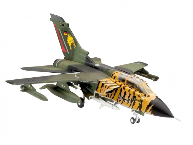 Model plastového lietadla Tornado ECR